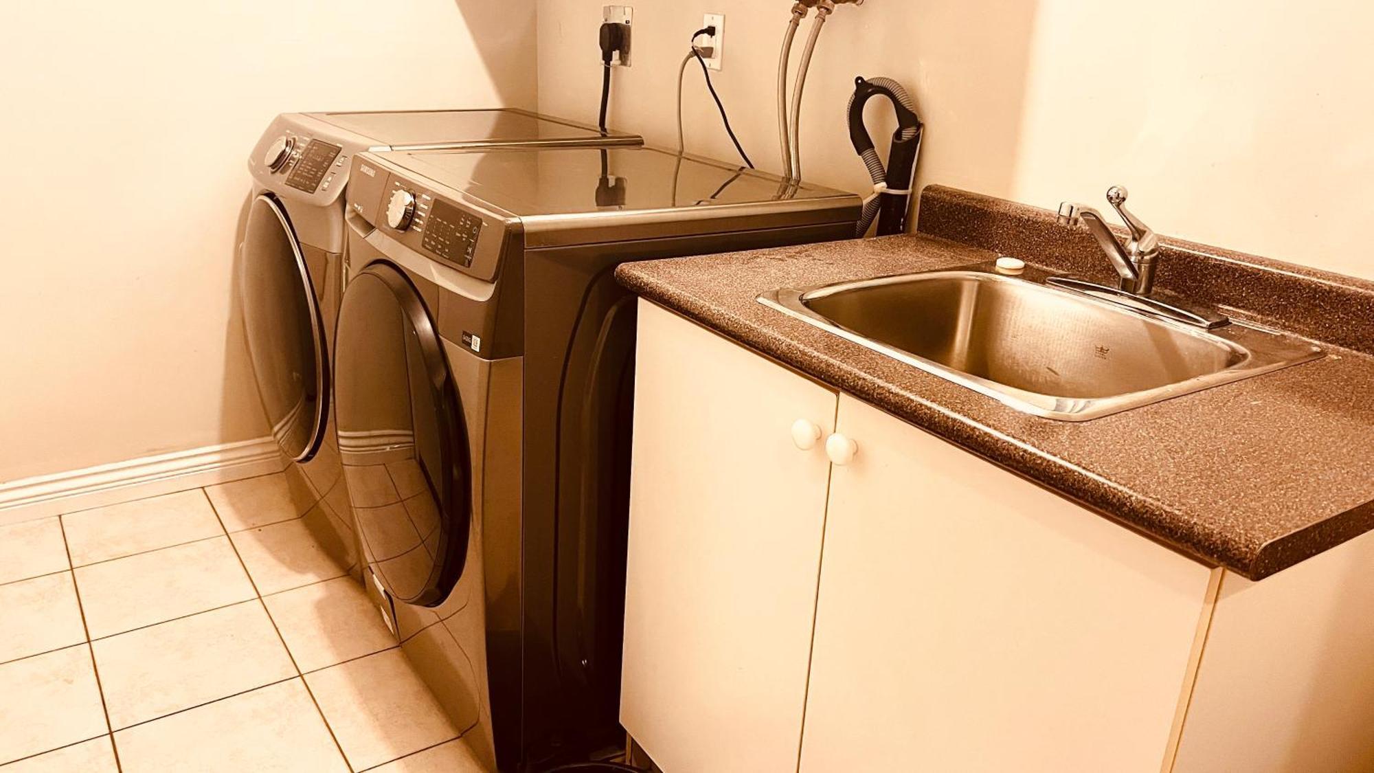 Coze Home In Vancouver Near Yvr Ngoại thất bức ảnh